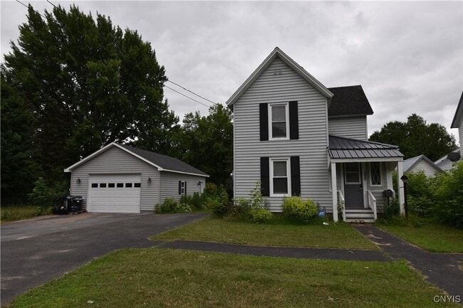 444 S Clinton St in Carthage, NY - Building Photo - Building Photo