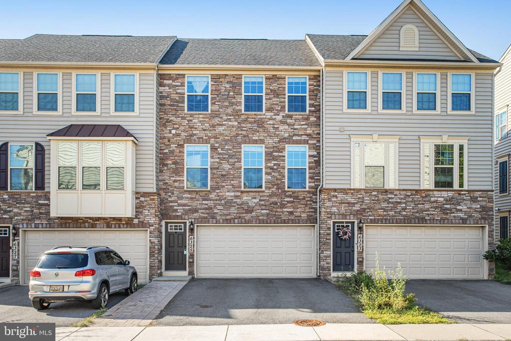 6325 Posey St in Frederick, MD - Building Photo