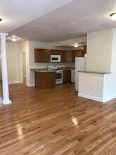 18 Rockdale Ave in Lowell, MA - Building Photo - Building Photo