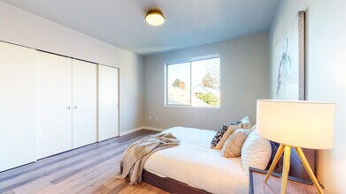 Beautifully finished apartments in N Portland in Portland, OR - Building Photo - Building Photo