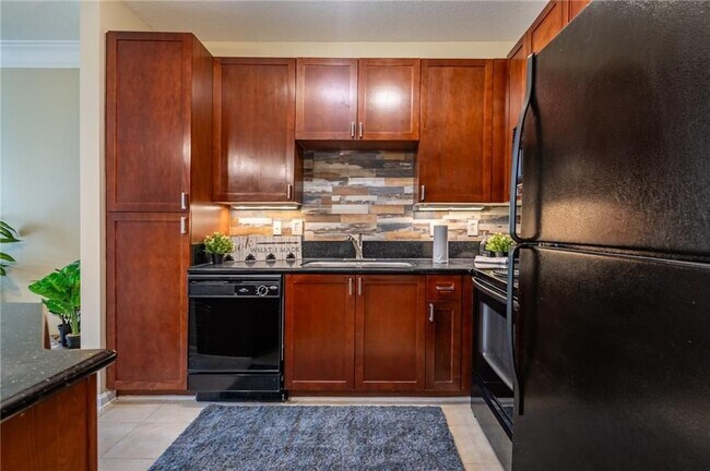 400 17th St NW in Atlanta, GA - Foto de edificio - Building Photo