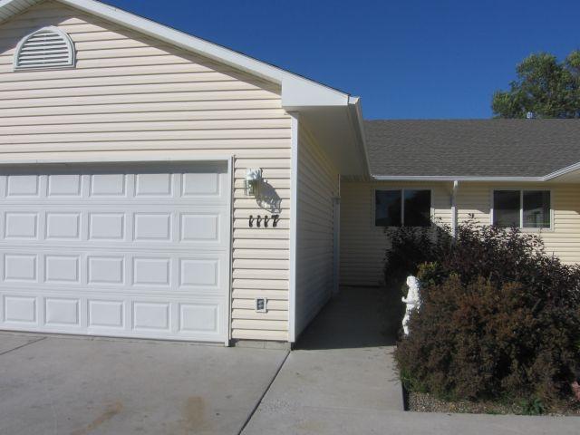 property at 1117 Victory Ave
