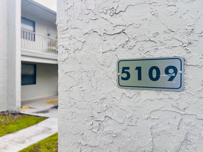 property at 5109 Curry Ford Rd