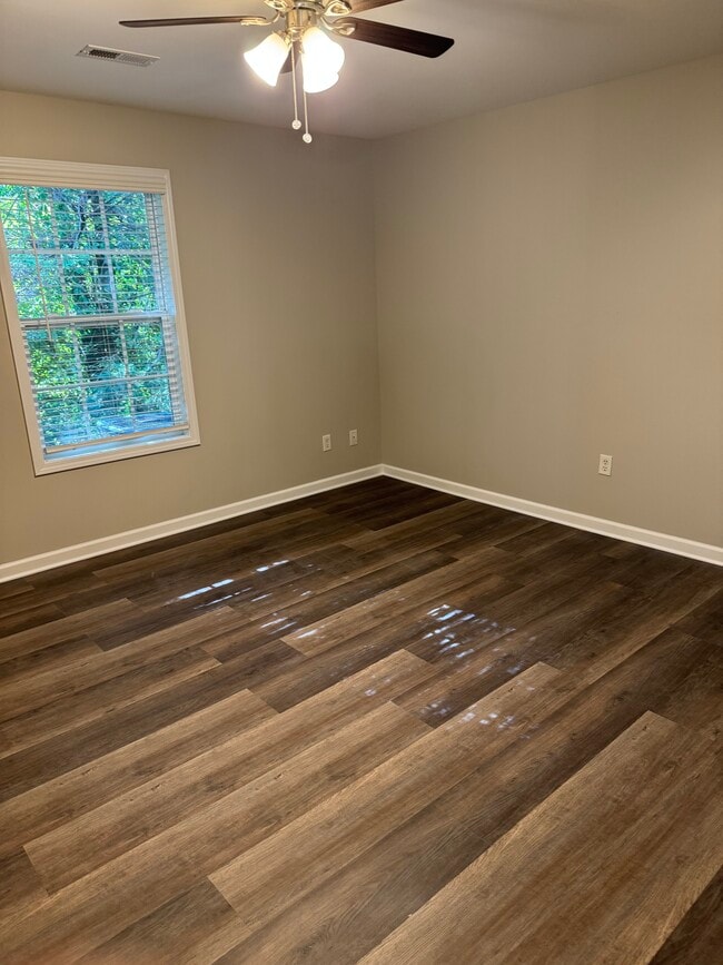 7204 S Northshore Dr in Knoxville, TN - Building Photo - Building Photo