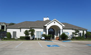 The Avenue in Nederland, TX - Foto de edificio - Building Photo