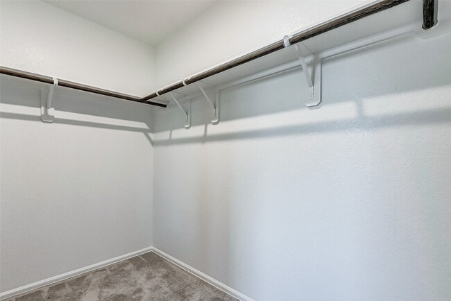 property at 1942 Foxtail Crk Ct