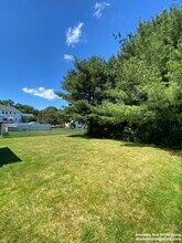 31 Helen St in Waltham, MA - Foto de edificio - Building Photo