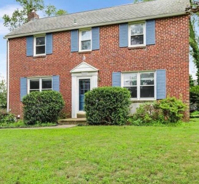 property at 632 Dutton Cir