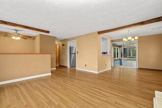 72 Westfield Dr in North Attleboro, MA - Building Photo - Building Photo