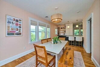 9 Moraine St, Unit 2 in Boston, MA - Building Photo - Building Photo