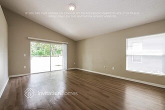 501 Blue Water Ave in Orange City, FL - Building Photo - Building Photo