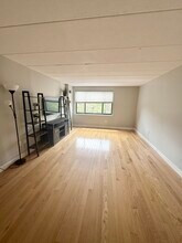 1933 Commonwealth Ave, Unit 408 in Boston, MA - Building Photo - Building Photo