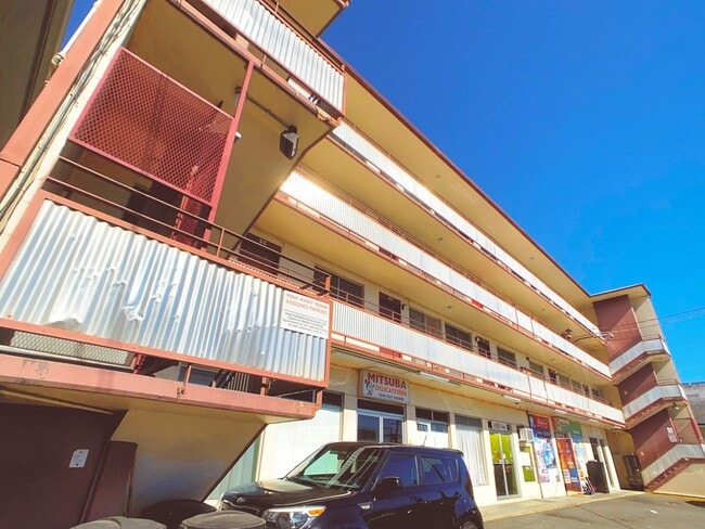 1218 N School St in Honolulu, HI - Building Photo - Building Photo