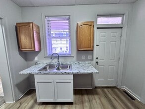 201 E Cottage Pl in York, PA - Building Photo - Building Photo