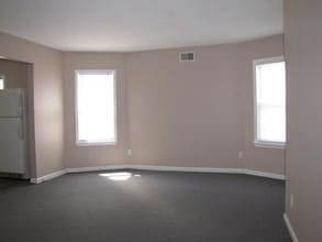 210 1/2 W Collins Ct in Louisville, KY - Building Photo - Building Photo