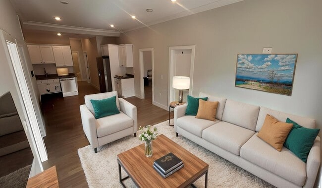 16 Highgate St, Unit 203