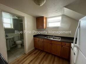 1414 N Garfield Ave in Pocatello, ID - Foto de edificio - Building Photo