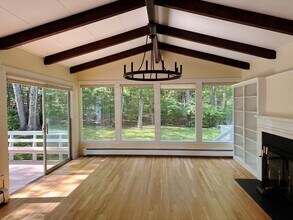 75 Woodchester Dr in Weston, MA - Building Photo - Building Photo