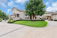 1567 W Dove Rd in Westlake, TX - Foto de edificio - Building Photo