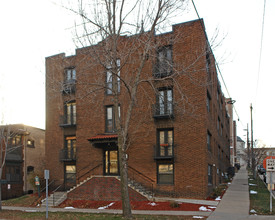 Ramsey Hill Apartments in St. Paul, MN - Building Photo - Building Photo