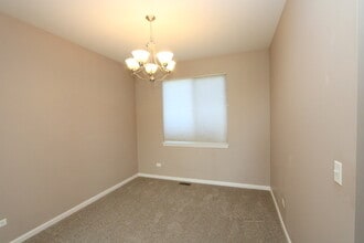 6722 Killala Ln in McHenry, IL - Building Photo - Building Photo