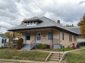 379 2nd Ave in Bridgeville, PA - Building Photo