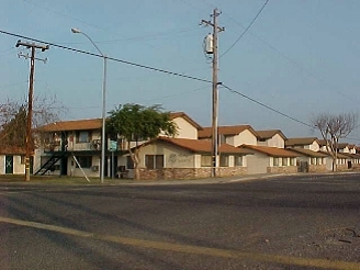 Evergreen Apartments in Merced, CA - Building Photo - Building Photo