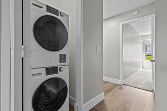 Northville Woods - Northville, MI in Northville, MI - Foto de edificio - Building Photo