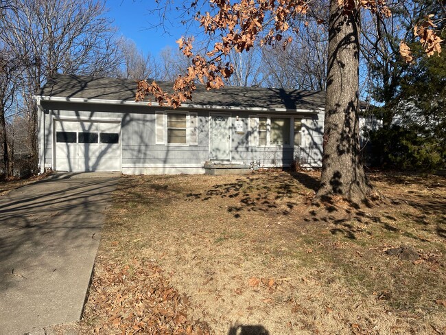 6000 E 100 Terrace in Kansas City, MO - Building Photo - Building Photo