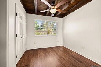 2963 Greenwood Dr in Baton Rouge, LA - Foto de edificio - Building Photo