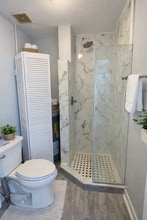 1100 N Federal Hwy, Unit 2 in Hollywood, FL - Foto de edificio - Building Photo