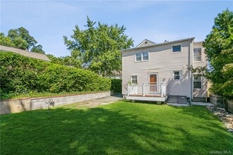 156 Bellevue Pl in Yonkers, NY - Building Photo - Building Photo