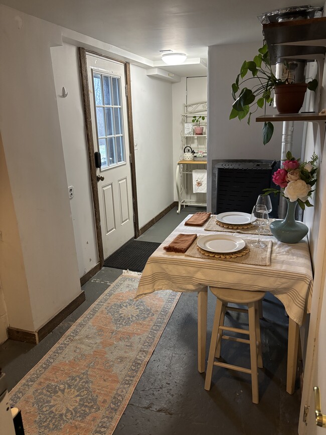 35 Dunham Rd, Unit B in Portland, CT - Building Photo - Building Photo