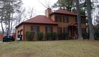 629 Chatham Trail in Jonesboro, GA - Building Photo