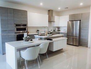 15264 SW 91st Ln in Miami, FL - Building Photo - Building Photo