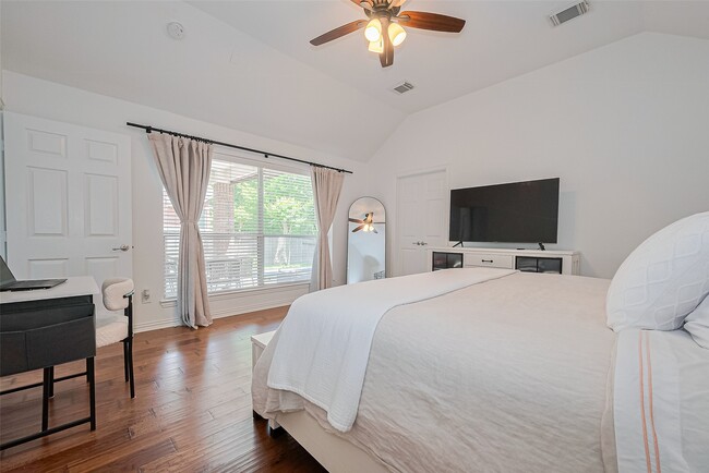 property at 157 E Frontera Cir