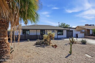 2812 N 71st Pl in Scottsdale, AZ - Building Photo - Building Photo