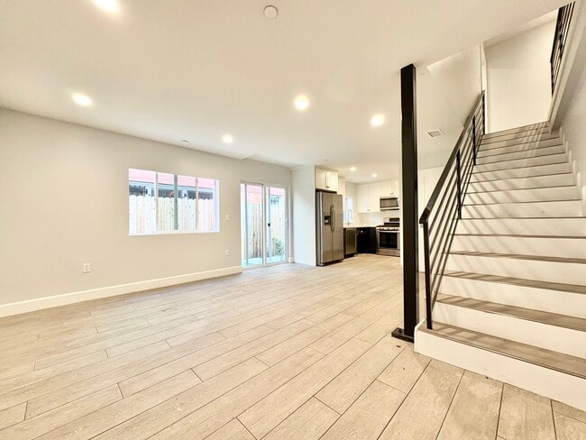 property at 6032 Romaine St