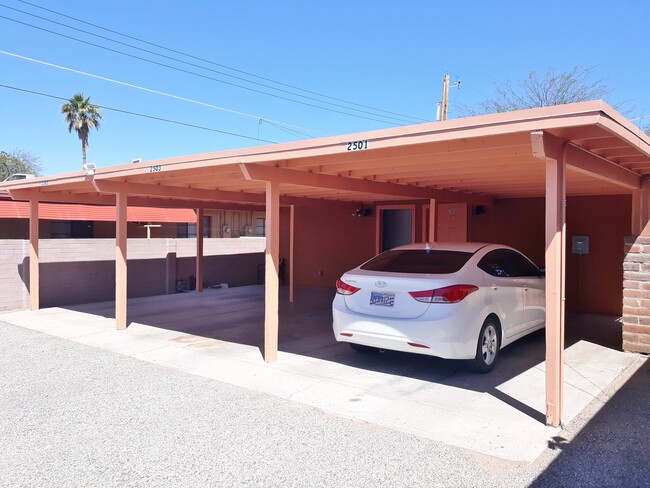 2501 N Richey Blvd in Tucson, AZ - Building Photo - Building Photo