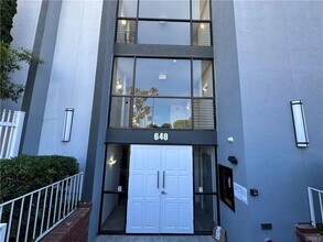 640 The Village, Unit 217 in Redondo Beach, CA - Building Photo - Building Photo