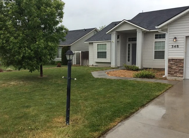 348 E Kelleher St in Kuna, ID - Building Photo - Building Photo