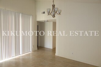 400 Pimentel Way in Sacramento, CA - Building Photo - Building Photo