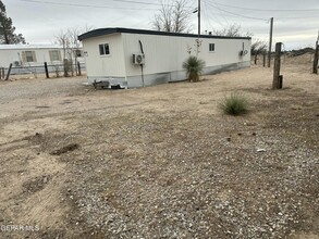 1287 Reid Rd in El Paso, TX - Foto de edificio - Building Photo