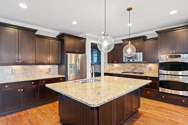 1204 Chalk Maple Dr in Cary, NC - Building Photo - Building Photo