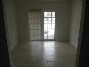 6182 Moonbeam Dr in Greenacres, FL - Building Photo - Building Photo