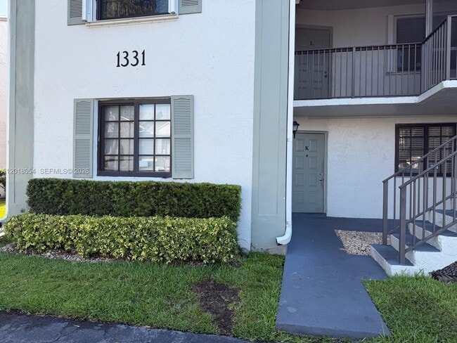 property at 1331 S Franklin Ave