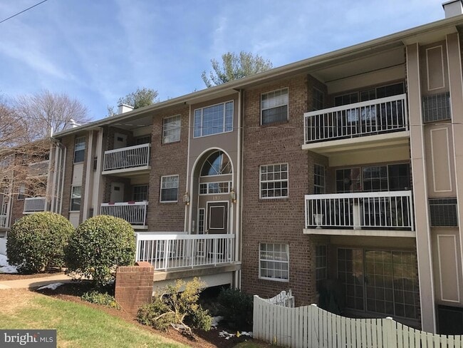 property at 1935 Wilson Ln