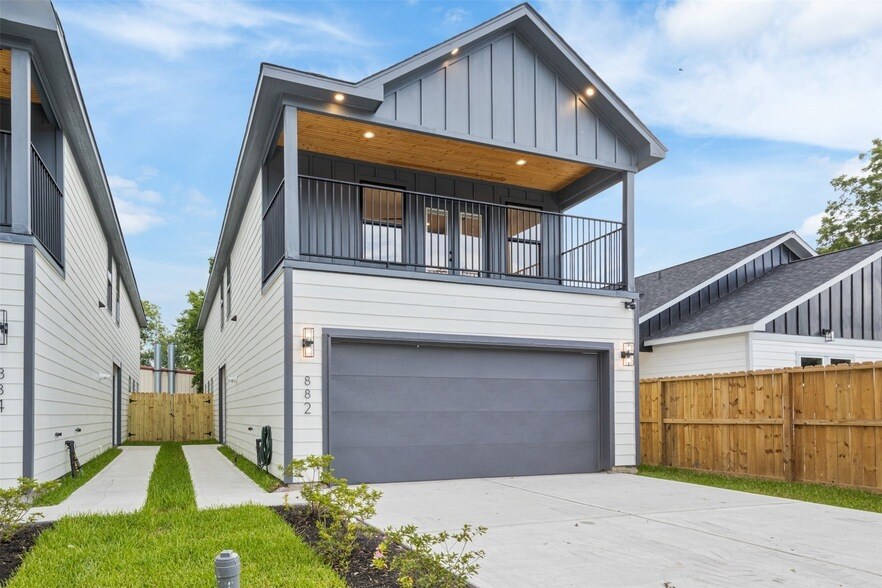 882 Prosper St in Houston, TX - Building Photo