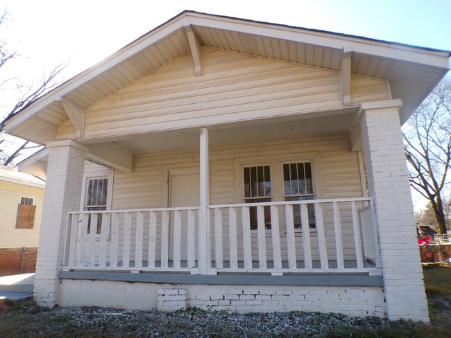 3309 Cedar Ave SW in Birmingham, AL - Building Photo - Building Photo