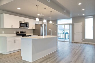 1681 S 225 W in Clearfield, UT - Building Photo - Building Photo